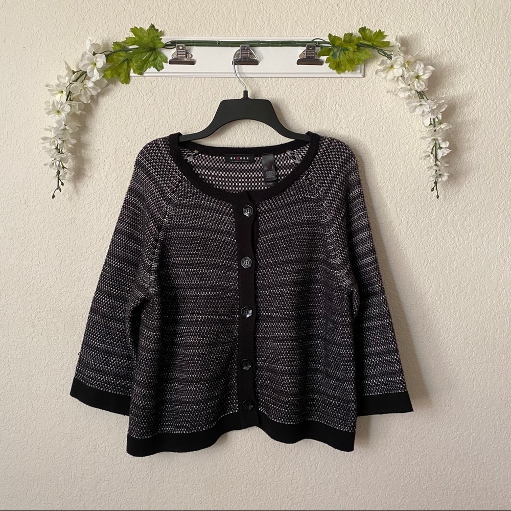 Axcess sz:L Black/White/Gray Knit Button Cardigan